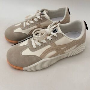 Sneakers DE FLORANCE Neutral Beige & Cream Athletic